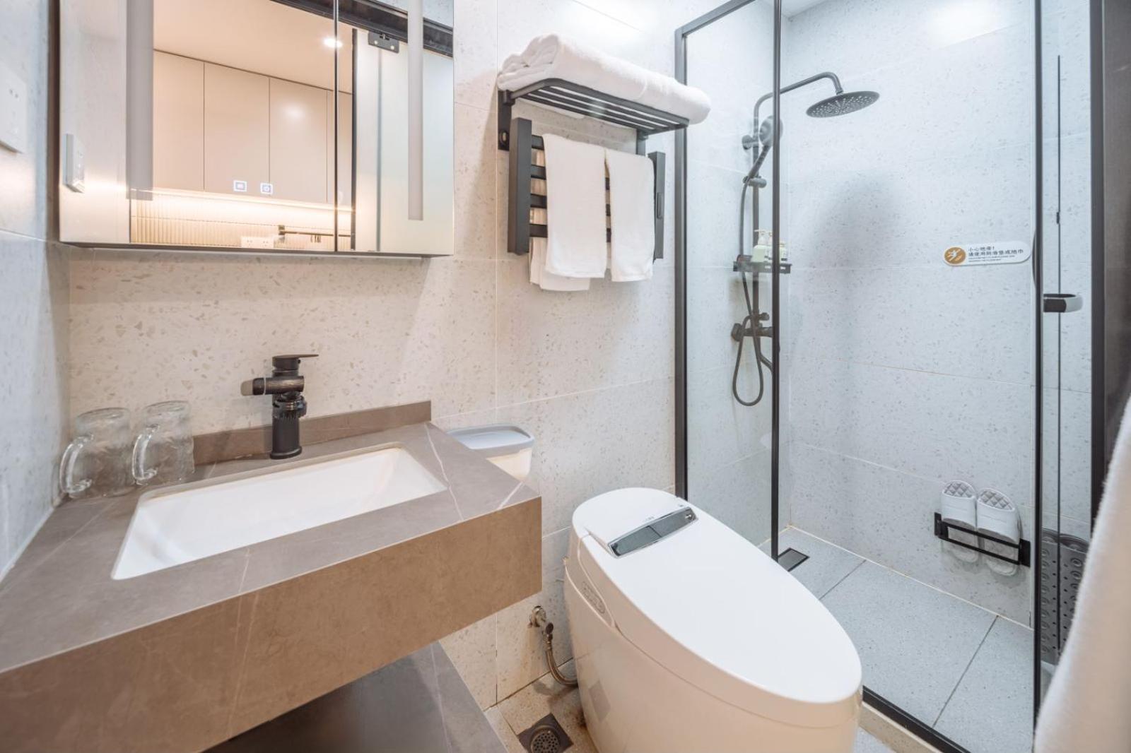 Ketangjian Hotel - Shanghai Railway Station Baoshan Road Subway Station Luaran gambar